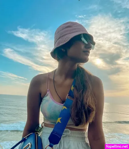 Priya Prakash Varrier OnlyFans Thumbnail #3rXk4U4m08