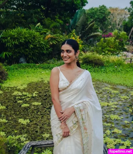 Priya Prakash Varrier OnlyFans Thumbnail #4CvYu41Mhj