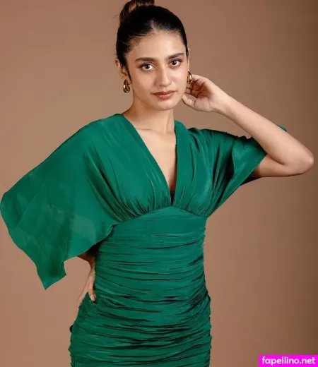 Priya Prakash Varrier OnlyFans Thumbnail #DqKsqD9R8T