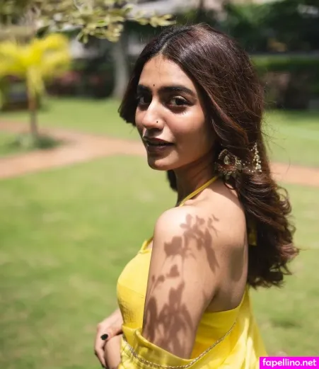 Priya Prakash Varrier OnlyFans Thumbnail #N8yPpZBrPg