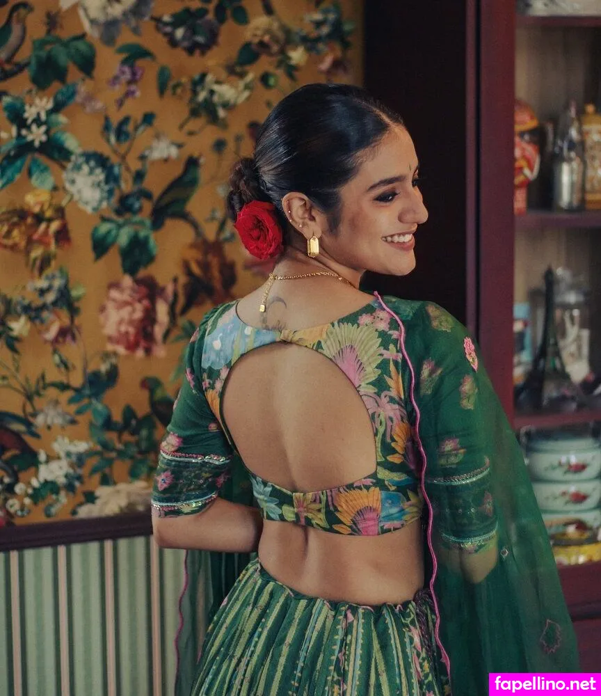 priya.p.varrier Nude Leaked OnlyFans Photo #RNeFIVSVTr