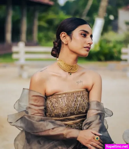 Priya Prakash Varrier OnlyFans Thumbnail #q60SEqhDOo