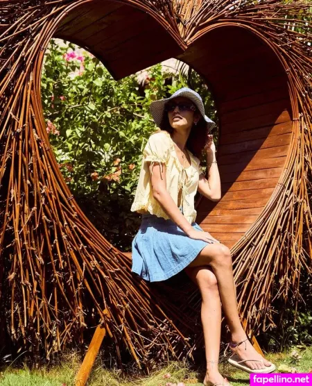 Priya Prakash Varrier OnlyFans Thumbnail #xR1mf7sWVe