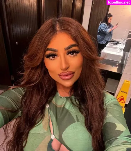 Priya Yasmin X OnlyFans Thumbnail #1L8TuwelYS