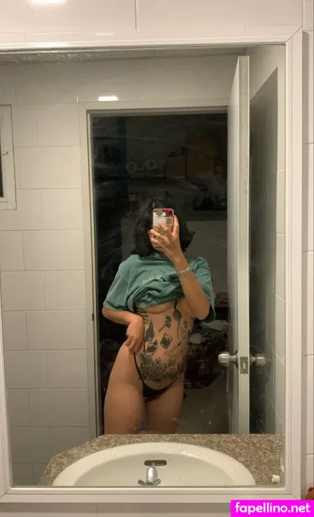 Priyakamol OnlyFans Thumbnail #n0wImNLcAE