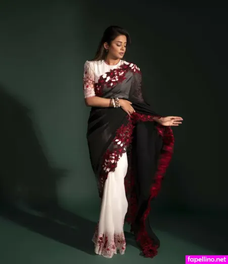 Priyamani OnlyFans Thumbnail #uE7ruInDA5