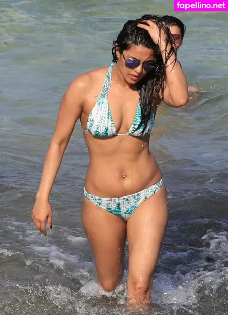 Priyanka Chopra OnlyFans Thumbnail #ZoizAPw7Z8