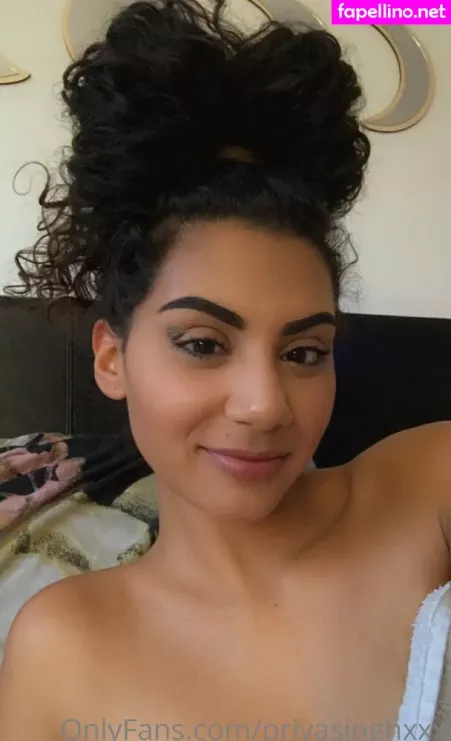 Priyasinghxxx OnlyFans Thumbnail #7x5kLPcAUv
