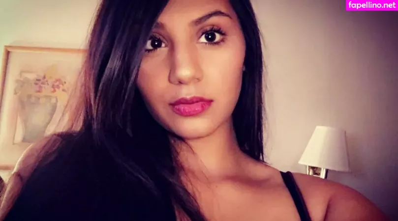 Priyasinghxxx OnlyFans Thumbnail #zosNf62FQ1