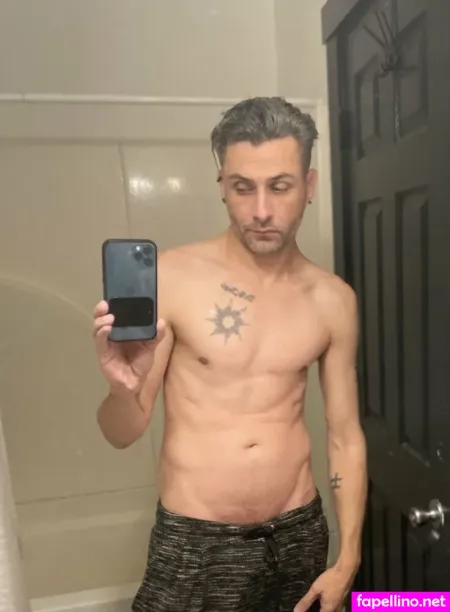 Pro Bono Gigalo OnlyFans Thumbnail #853XqCN2Mq