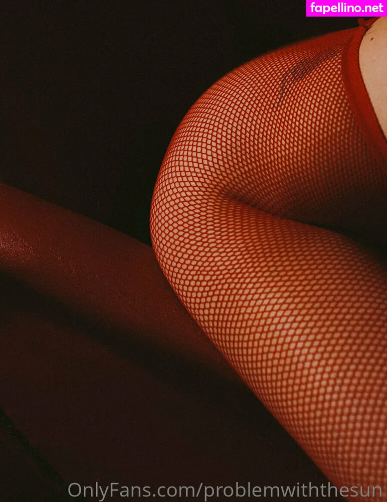 PEOPLEFROMTHELITTLETOWN, problem_with_the_sun, problemwiththesun, sun_problem Nude Leaked OnlyFans Photo #y9d9MEubcT