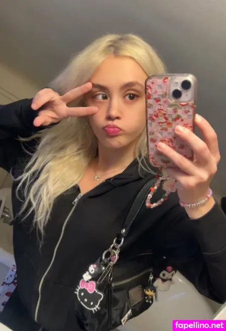 Programmedbitch OnlyFans Thumbnail #okA3WCFDNs