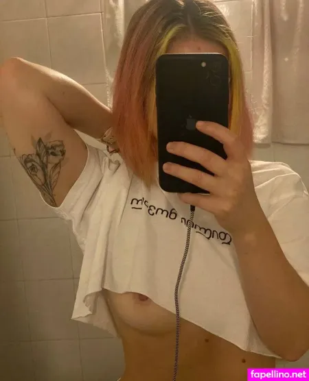 Prosecco Girl Main Profile Photo