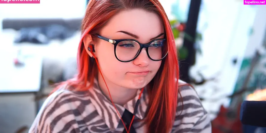 Proxyfox OnlyFans Thumbnail #caLbELg1Tv