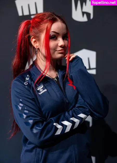 Proxyfox OnlyFans Thumbnail #izzvuQJaW1
