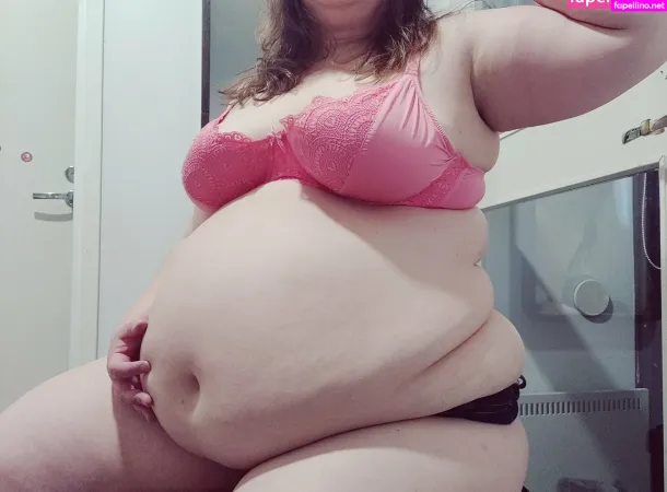 Pudgebellyofc OnlyFans Thumbnail #zKrevCgBIR
