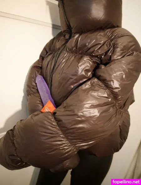 Puffyjacketcouple OnlyFans Thumbnail #TW3I6OFGc4