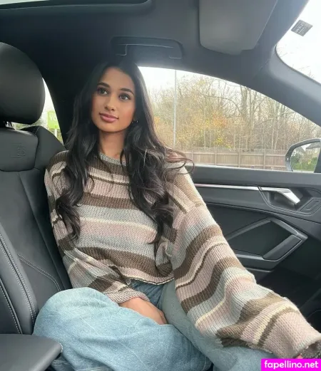 Pujaghedia OnlyFans Thumbnail #ZQEzfTmQKD