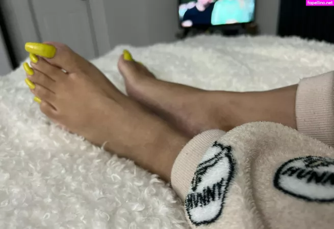 Pujaprettyfeet OnlyFans Thumbnail #1PMUqBAT2u