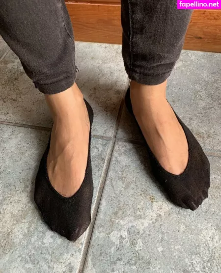 Pujaprettyfeet OnlyFans Thumbnail #JrLrYTcLRg