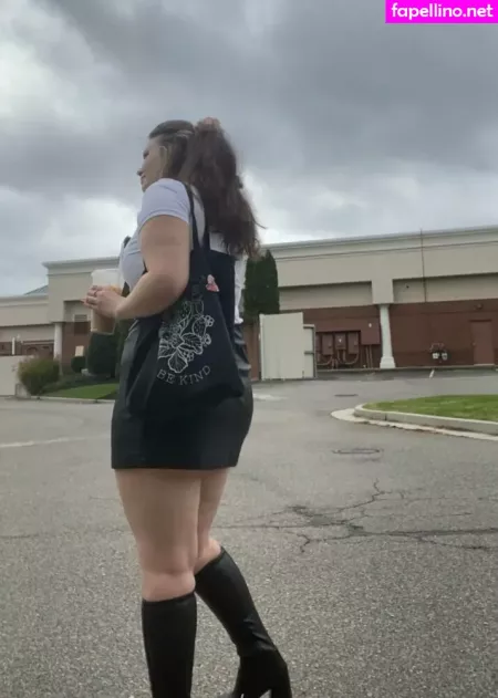 Pumpkindreaming OnlyFans Thumbnail #LWTA4JNyqS