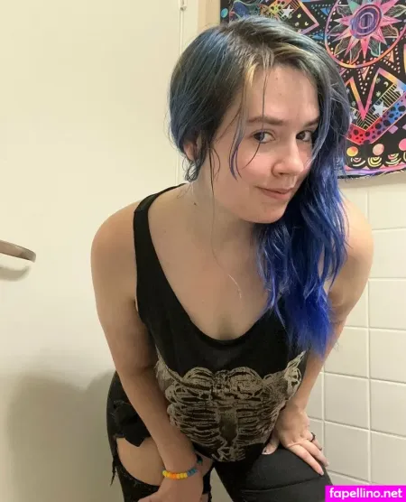 Punkrockerxxx26 OnlyFans Thumbnail #GFict0Nr0A