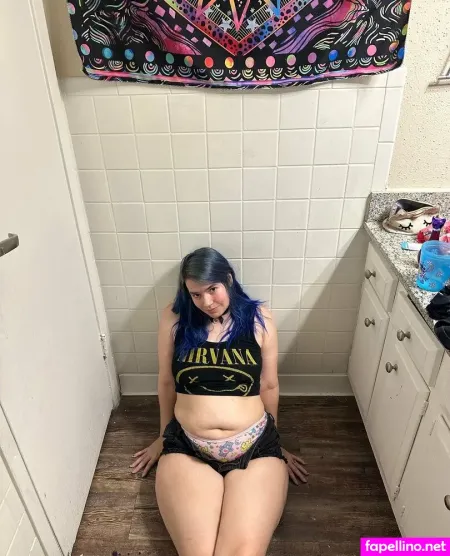 Punkrockerxxx26 OnlyFans Thumbnail #flAbwQDoQA