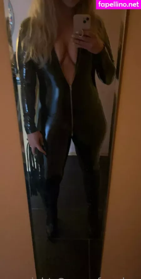 Pure Femdom OnlyFans Thumbnail #Ad47CdJ5hk