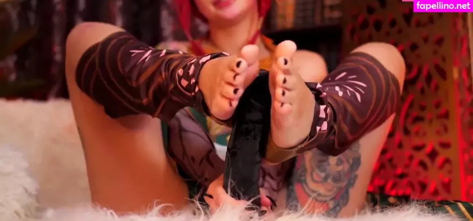 Purple Bitch OnlyFans Thumbnail #WbTBDCkR1N