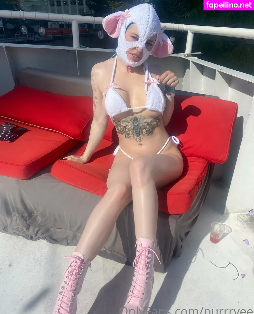 purrrvee Nude Leaked OnlyFans Photo #0YI8GvvUTm