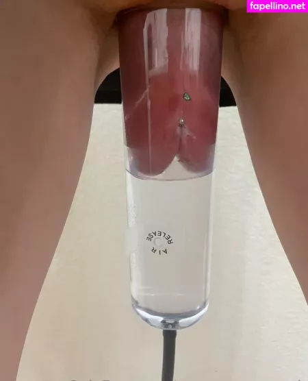 Pussypumppeach OnlyFans Thumbnail #m4QJlp4PKX