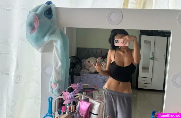 Pv Florexxx OnlyFans Thumbnail #9q14QQm7ii