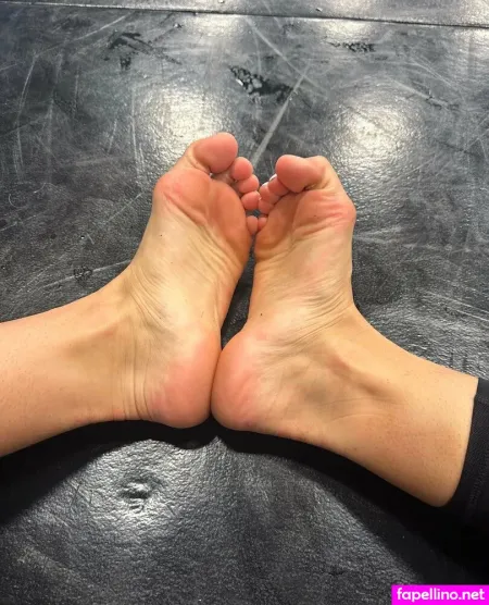 Pvz Feet Main Profile Photo