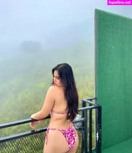 Pwichyzbae OnlyFans Thumbnail #r7XoBN5w2z