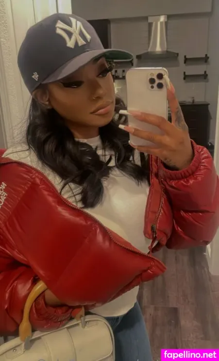 Pyteeefans OnlyFans Thumbnail #dI2Q4fH3FF