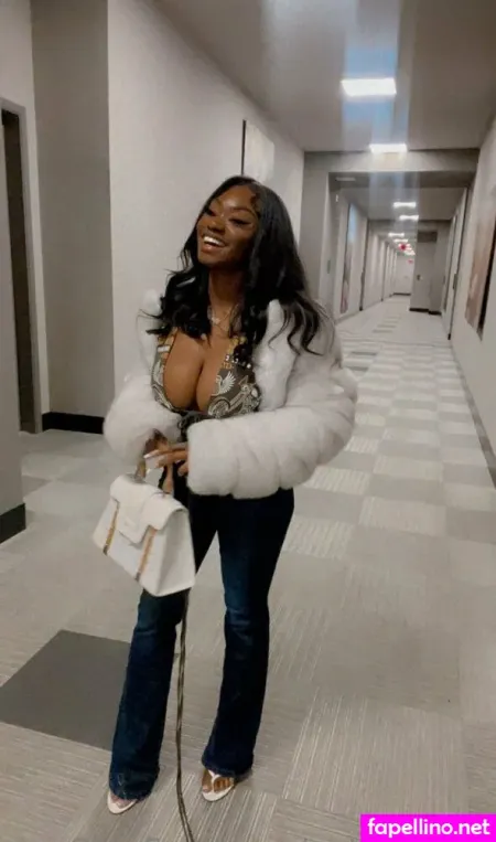 Pyteeefans OnlyFans Thumbnail #mbHEJmjS4v