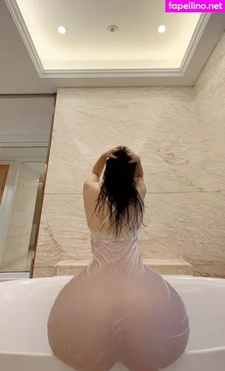 Qiaoniutt OnlyFans Thumbnail #6EAWXqSu9s