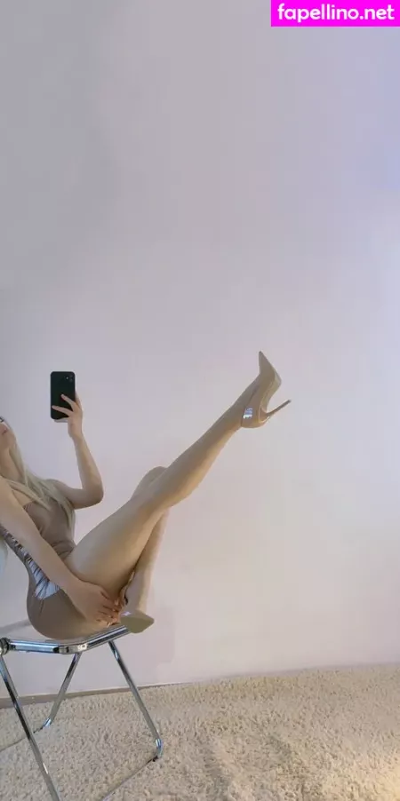 Qiaoniutt OnlyFans Thumbnail #CQL3rz9f2L