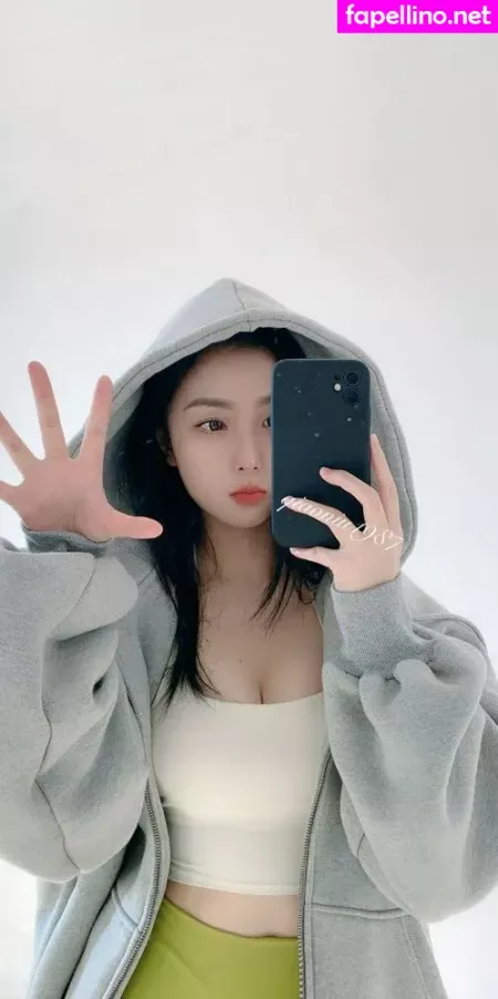 Qiaoniutt OnlyFans Thumbnail #EgDyA0kXIp
