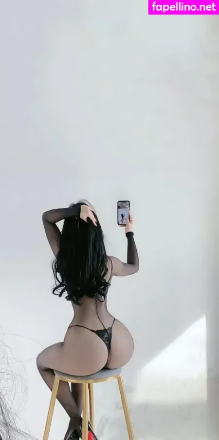 Qiaoniutt OnlyFans Thumbnail #Se1g3ZdOD8