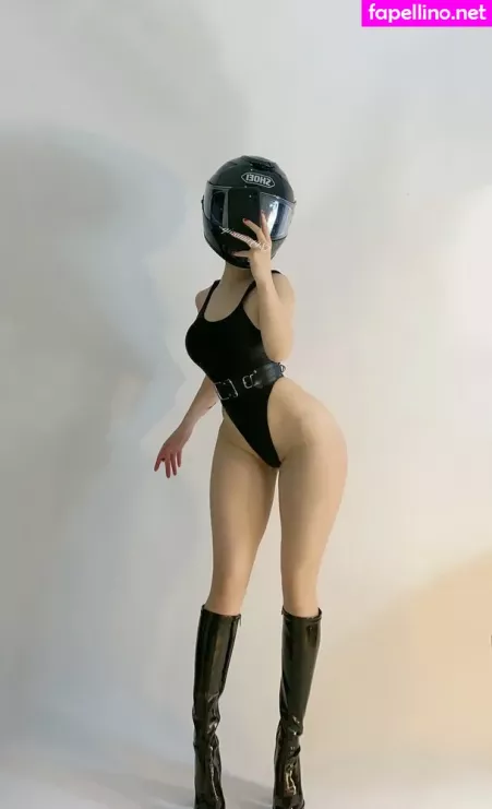 Qiaoniutt OnlyFans Thumbnail #SmtbCvS6Yg