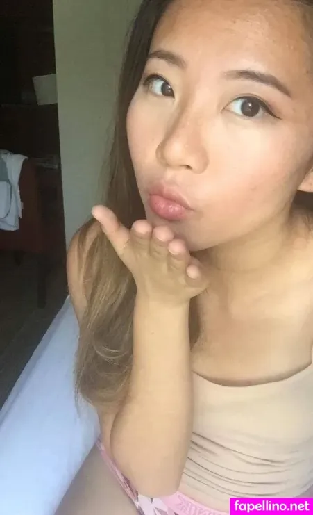 Qiwei 1 OnlyFans Thumbnail #MklWF7TXEv