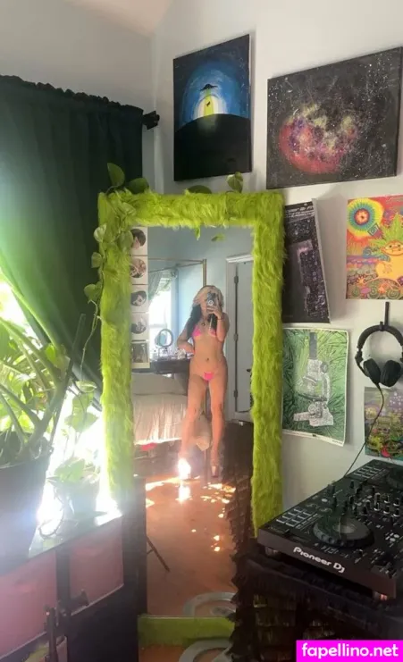 Qosmicqueen OnlyFans Thumbnail #nrst0QMmzA