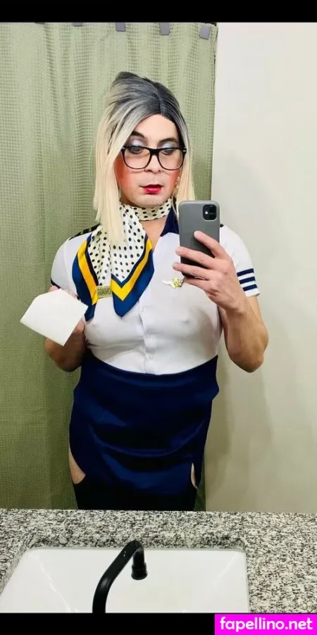 Qosrachelcd OnlyFans Thumbnail #KnYQ0ryQY8