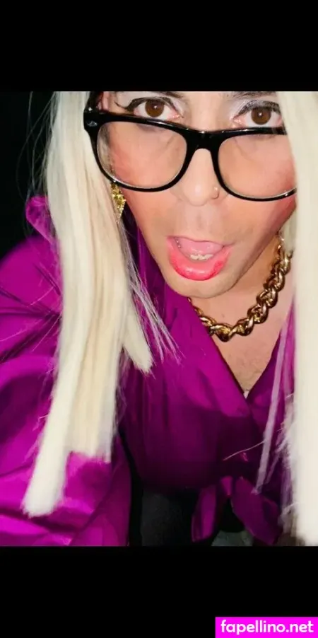 Qosrachelcd OnlyFans Thumbnail #gg9CcmNDbT