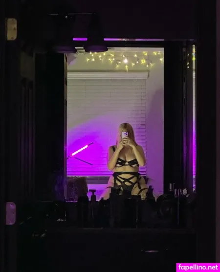 Qquueeeennbbbb OnlyFans Thumbnail #HJqF5ODdIX