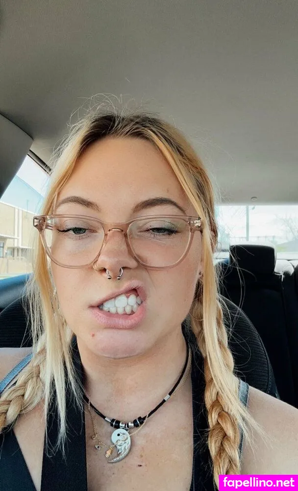 qquueeeennbbbb Nude Leaked OnlyFans Photo #O6GAahCrvk