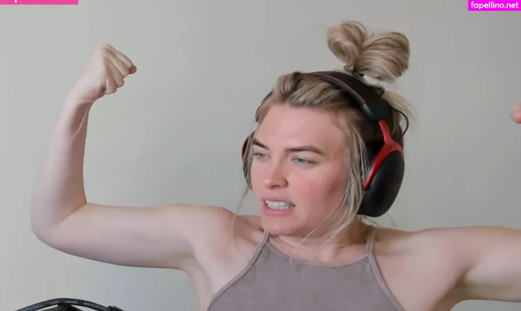 Qtcinderella 15 OnlyFans Thumbnail #QYloCum0kT