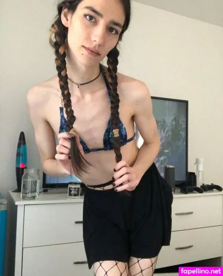 Qtess OnlyFans Thumbnail #t4ZfA1Cstc