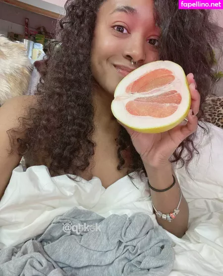 Qtkek OnlyFans Thumbnail #IQdGMzffWB